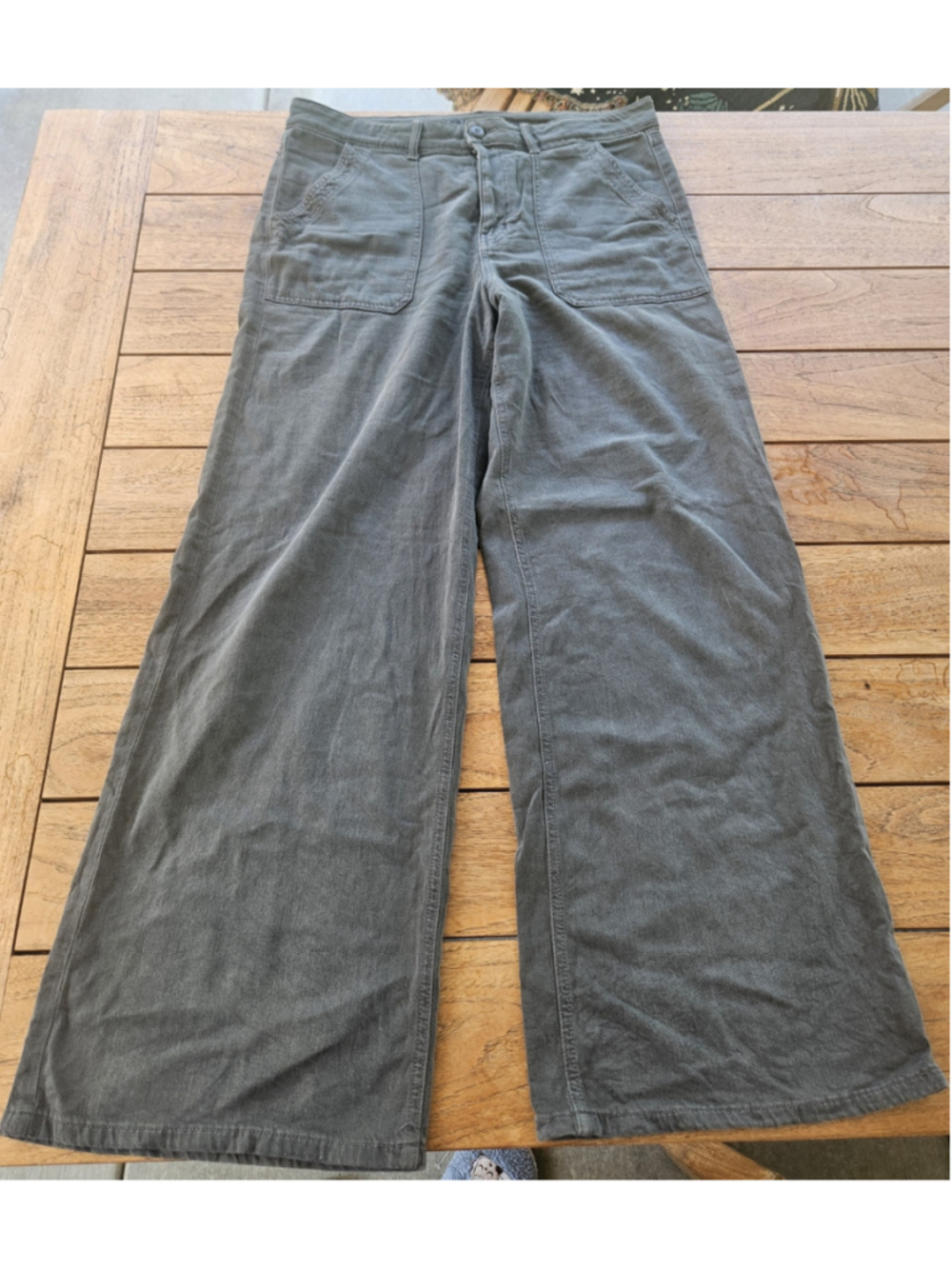American Eagle Super High Rise Baggy Wide Leg Flowy Utility Pants Gray Size 12
